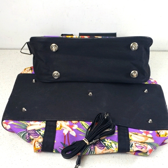AlfaGear Duffel Bag & Tablet Hawaiian Flower Pin up Gals Travel Gym Tote Bag Set - Picture 14 of 14